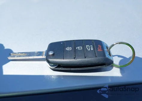 2018 Kia Rio S из США, поврежденный, VIN 3KPA25AB6JE092168